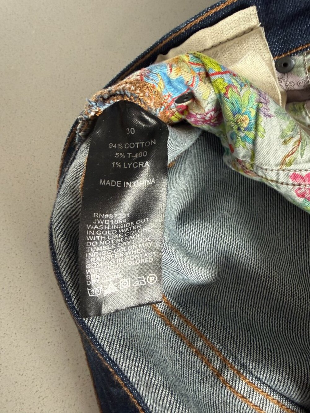 Johnny Was The Boot Jean Embroidered High Rise Jeans, Size 30 - Picture 14 of 14